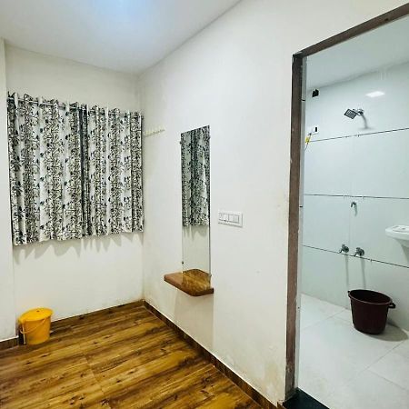 Patel Hotel & Guest House Shanor 외부 사진