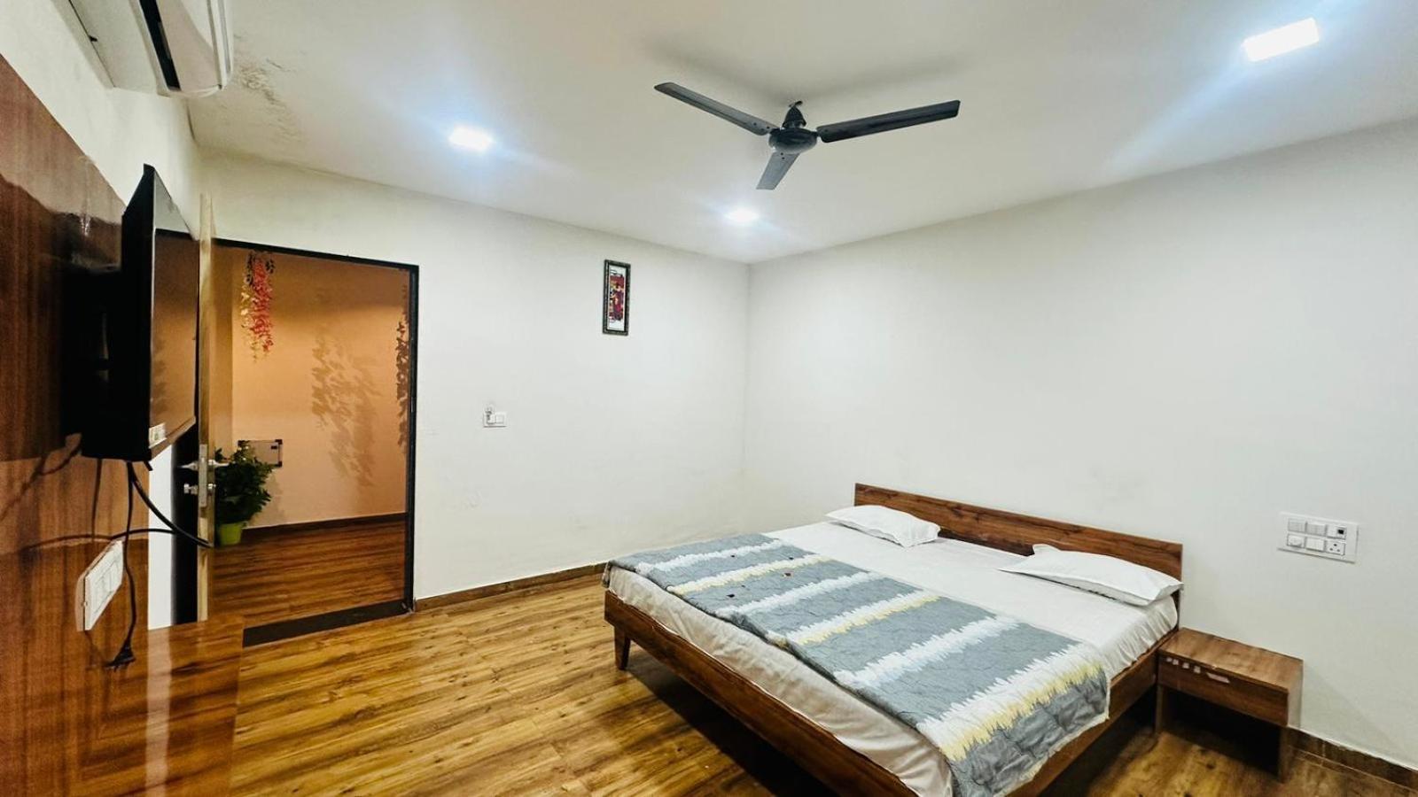 Patel Hotel & Guest House Shanor 외부 사진